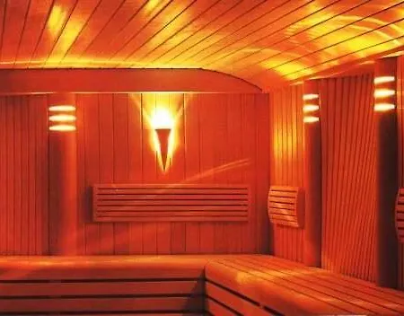 Hotell Rothenburger Hof 4*